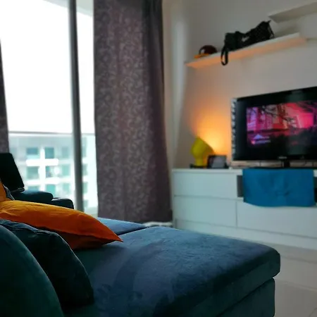 1-2 Guests, Hbo-Go Tv, Bali-Style Studio In Cybersquare, Cyberjaya By Flexihome-My Exterior photo