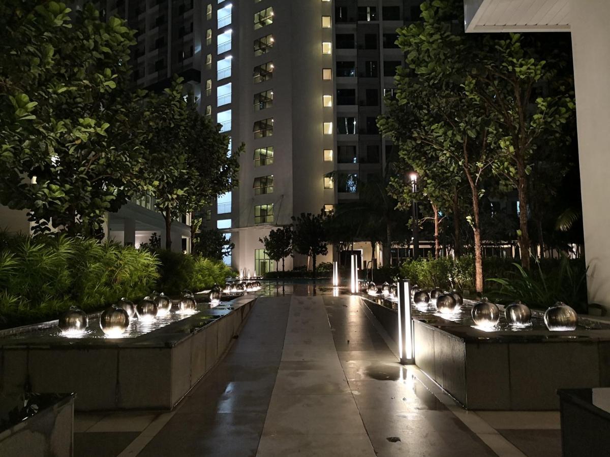 1-2 Guests, Hbo-go Tv, Bali-style In Cybersquare, By Flexihome-my Cyberjaya
