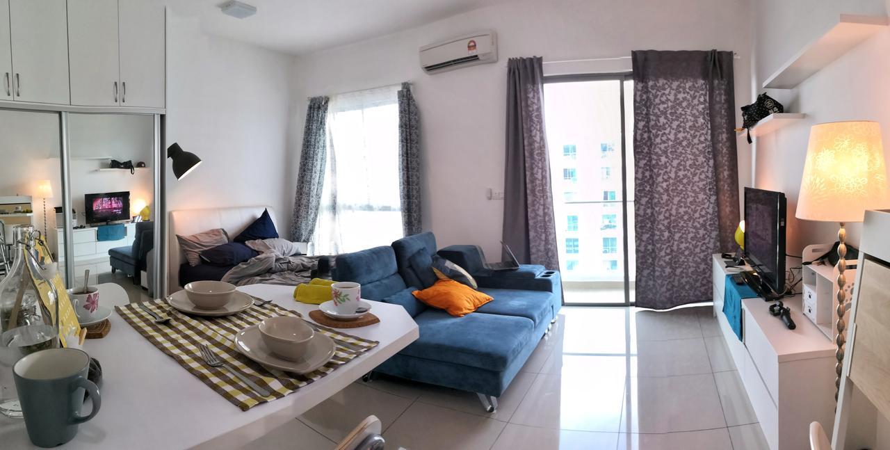 1-2 Guests, Hbo-go Tv, Bali-style In Cybersquare, By Flexihome-my Apartment