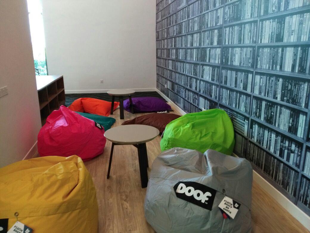 Apartment 1-2 Guests, Hbo-go Tv, Bali-style In Cybersquare, By Flexihome-my *